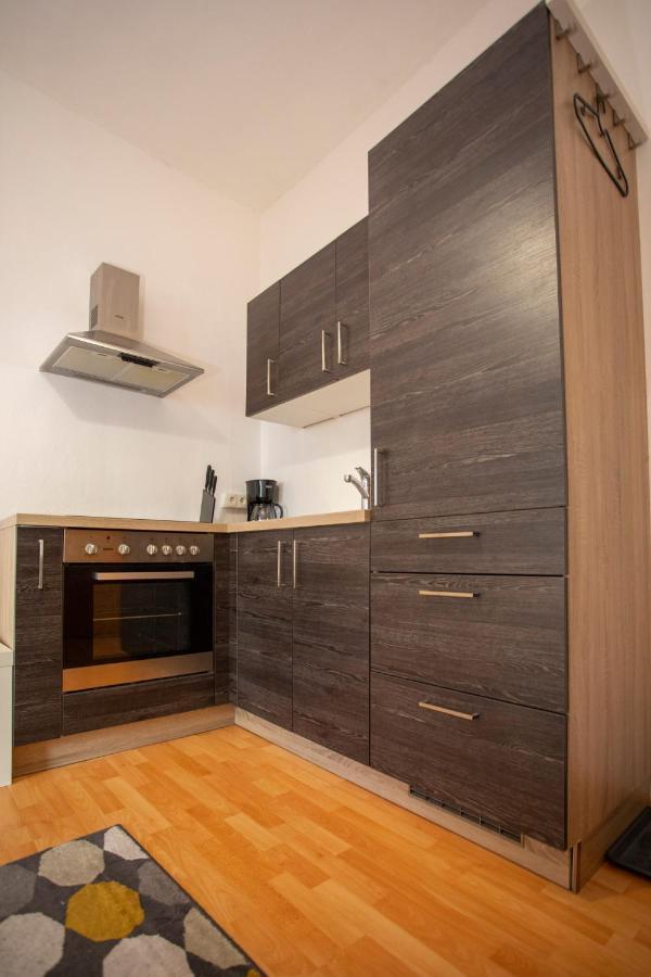 Nice Old Town Apartment ฮัลล์อินทีโรล ภายนอก รูปภาพ