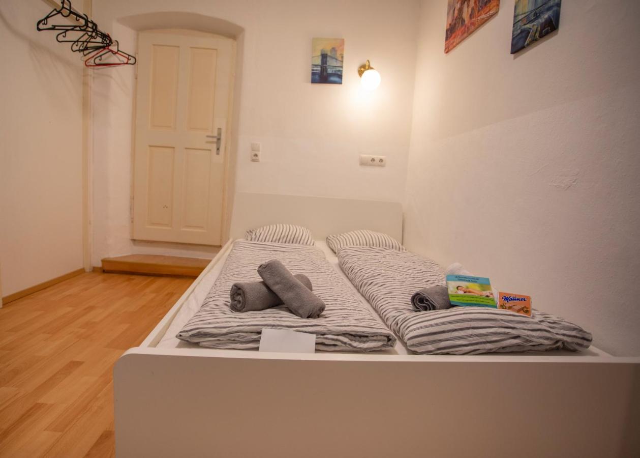 Nice Old Town Apartment ฮัลล์อินทีโรล ภายนอก รูปภาพ